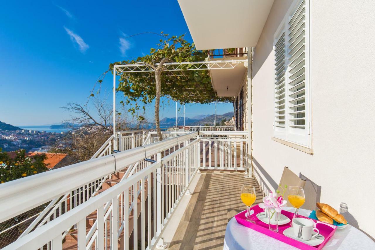 Inat Hotel Dubrovnik Exterior photo